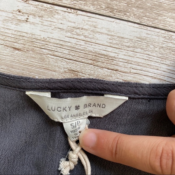 NWT Lucky Brand - Embroidered Peplum Tank - Picture 4 of 6